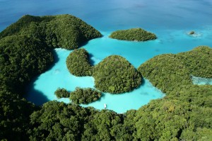 The Rock Islands Southern Lagoon in Koror State, Palau, have been designated a UNESCO World Heritage Site. Numerous limestone islands surrounded by a complex coral reef system form a unique environment. The area also hosts important historical sites of stonework villages, burial sites, and rock art. Photo ©Lux_Tonnerre, 2008, used under a Creative Commons Attribution license.